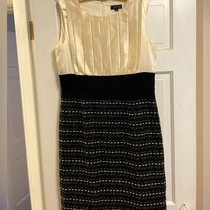 Perfect dress for a winter dinner party!